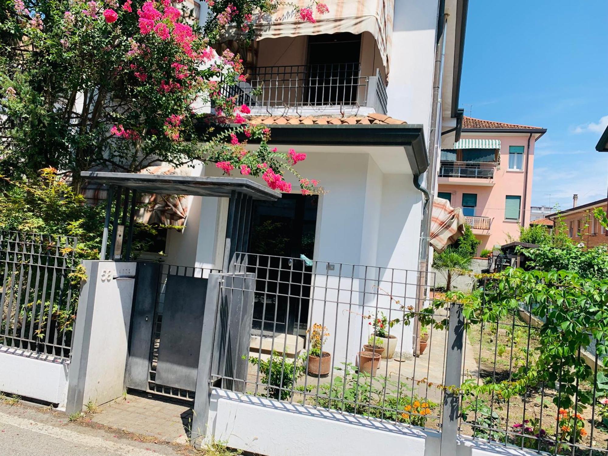 Venice Villa Apartment เมสเตร ภายนอก รูปภาพ